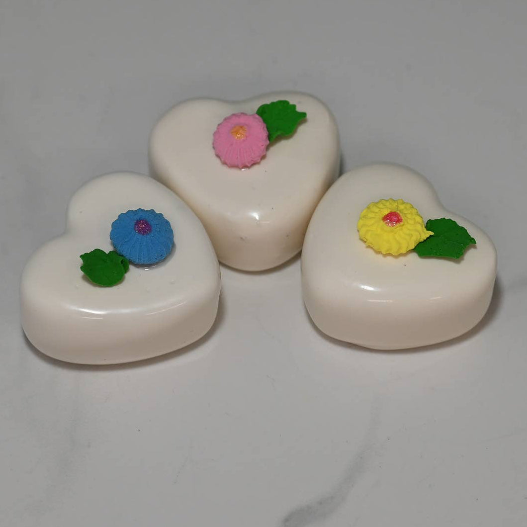 Fake Small Heart Cakes