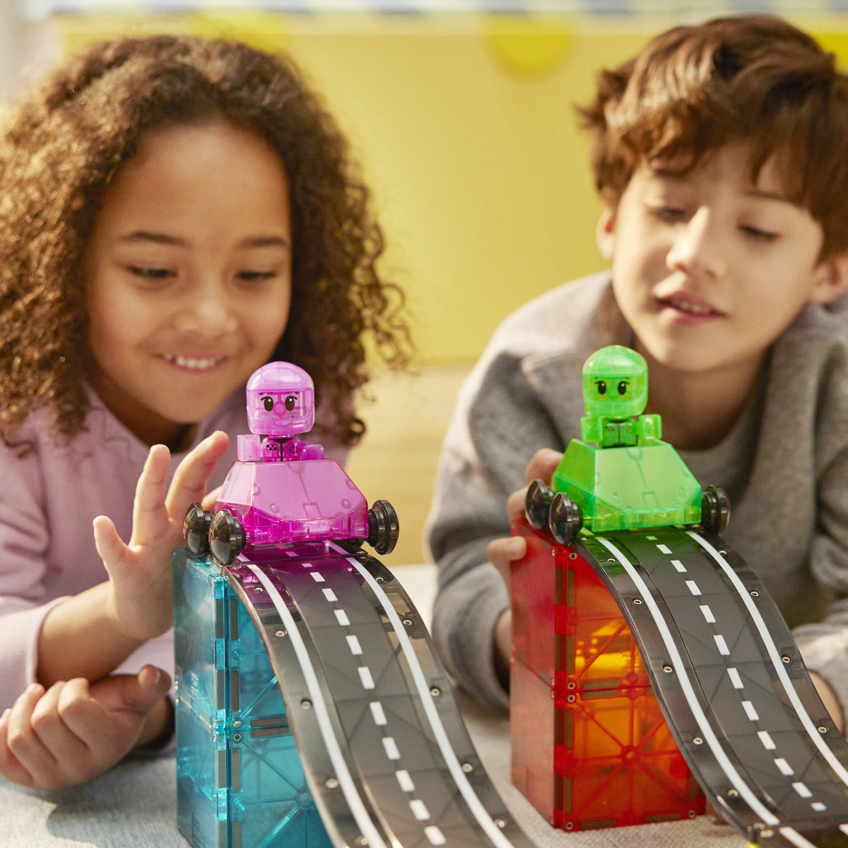 Magna-Tiles Downhill Duo kids playing