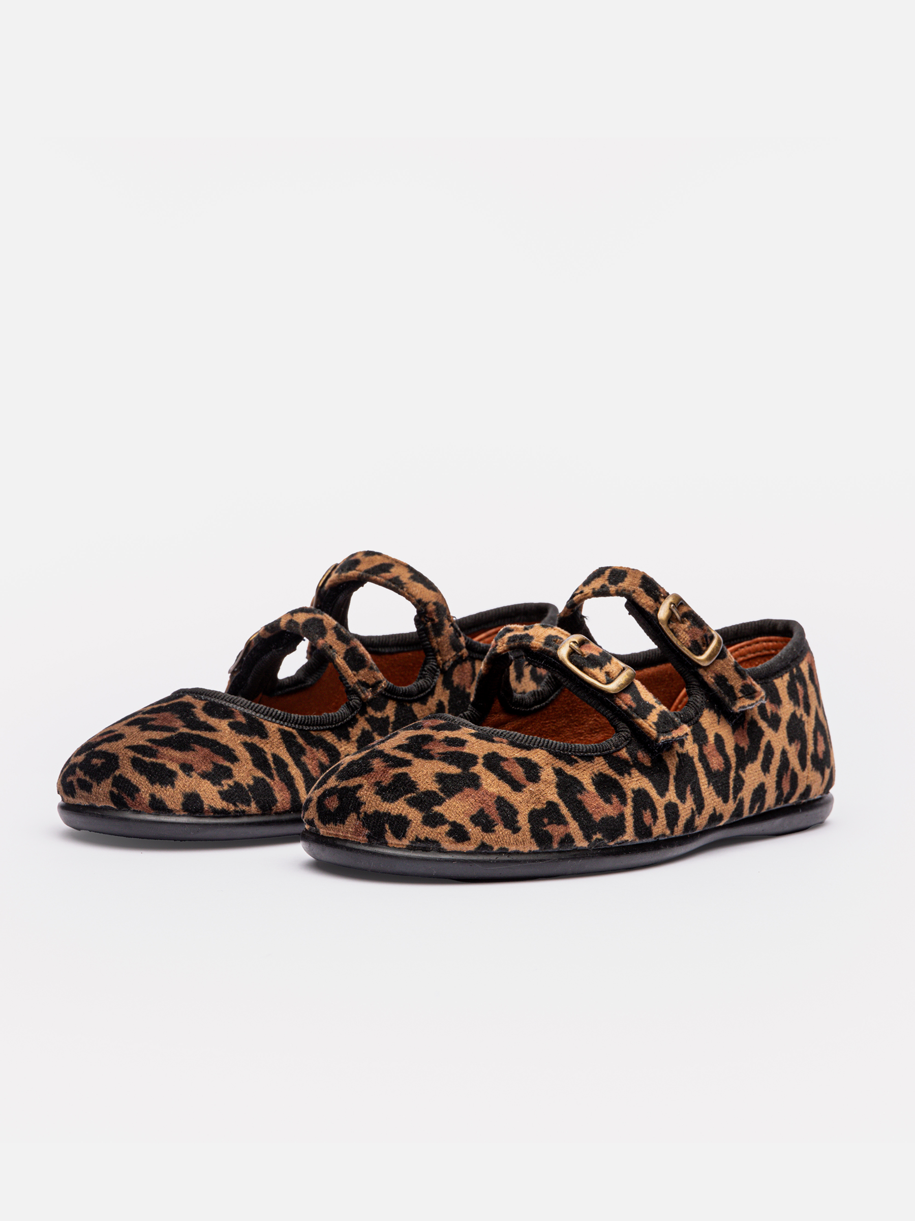 Carla Animal Print buckle strap detail