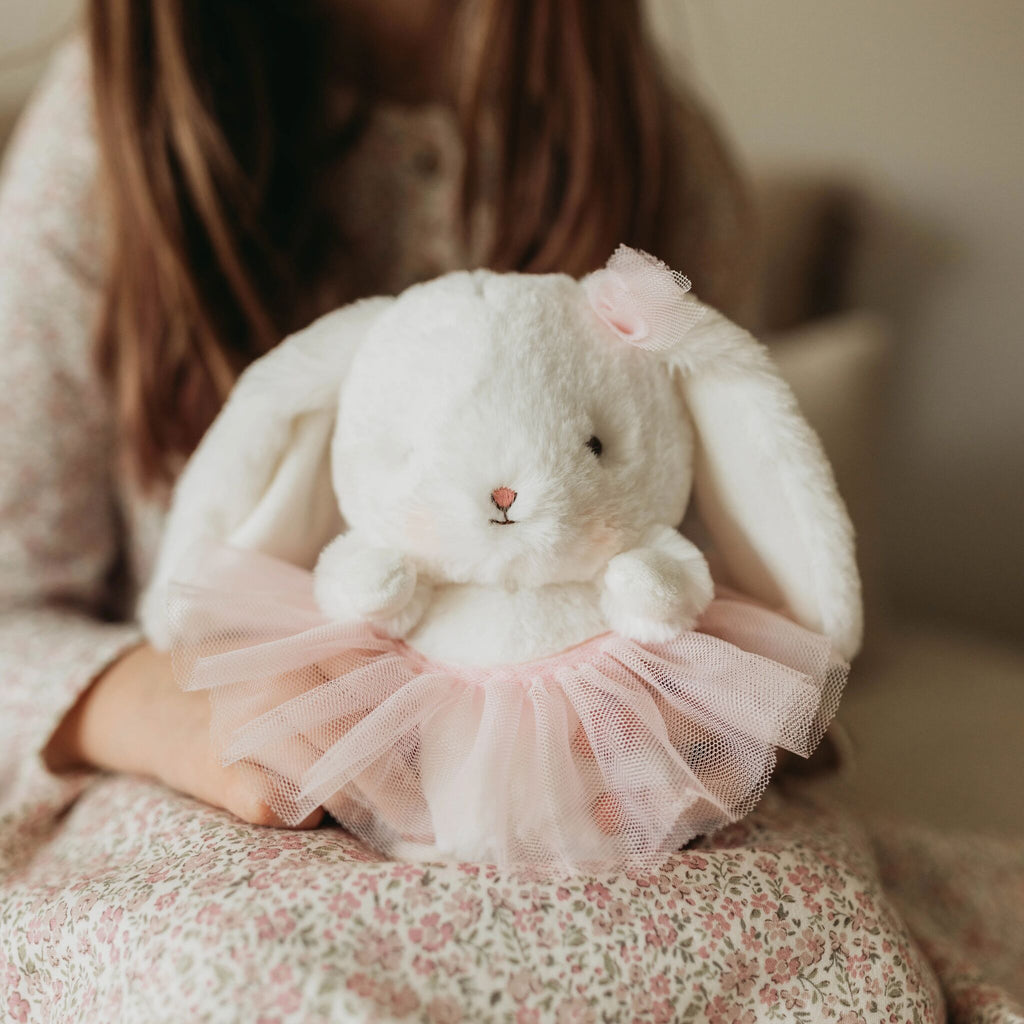 Cricket Island Blossom Bunny lifestyle photo