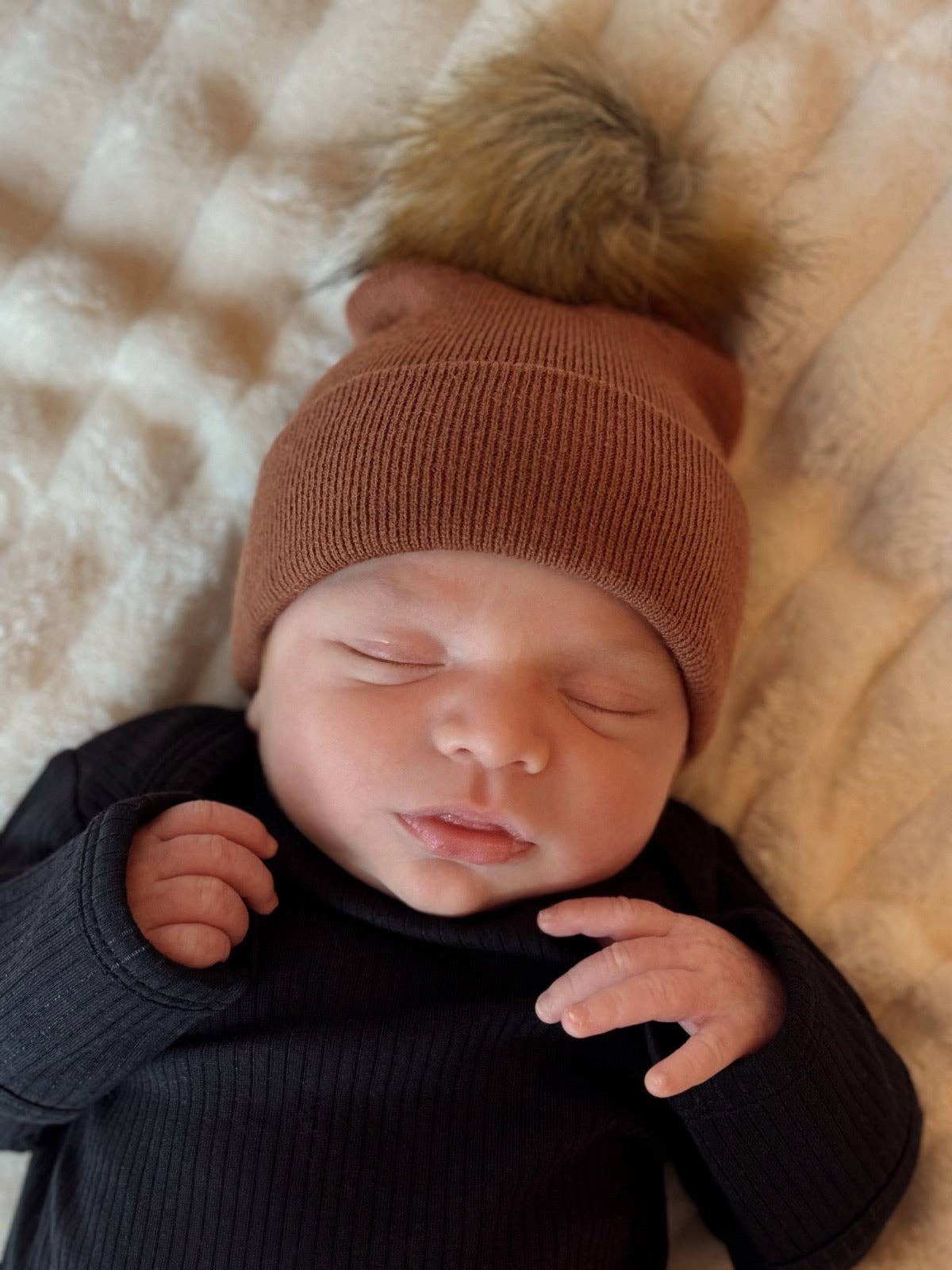 Sandalwood Fur Pom Hat - Newborn