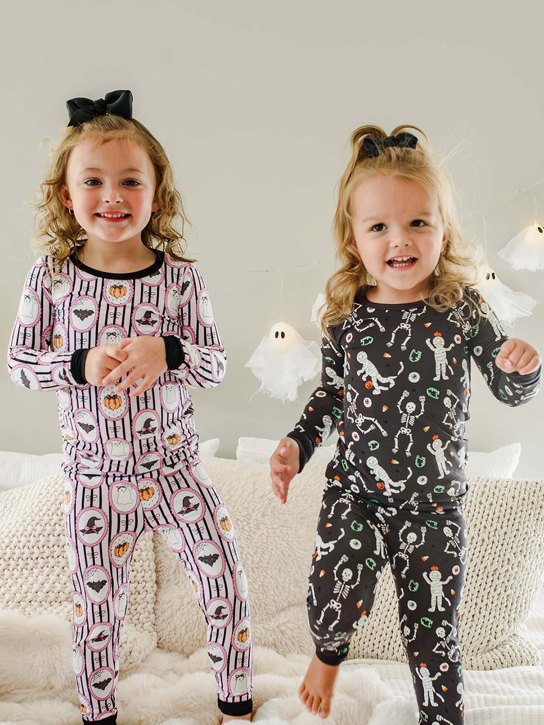 Halloween Glow-in-the-Dark 2pc Pajama Set Galloween siblings