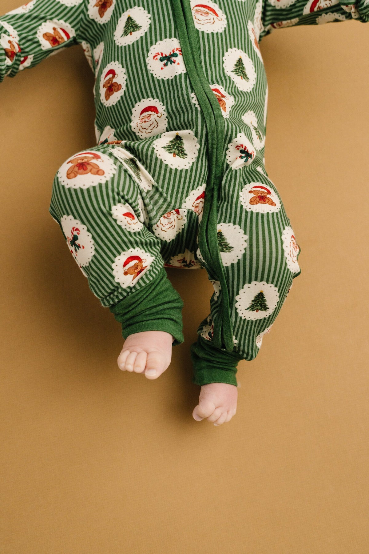 Holiday Heirloom Bamboo Sleeper lifestyle