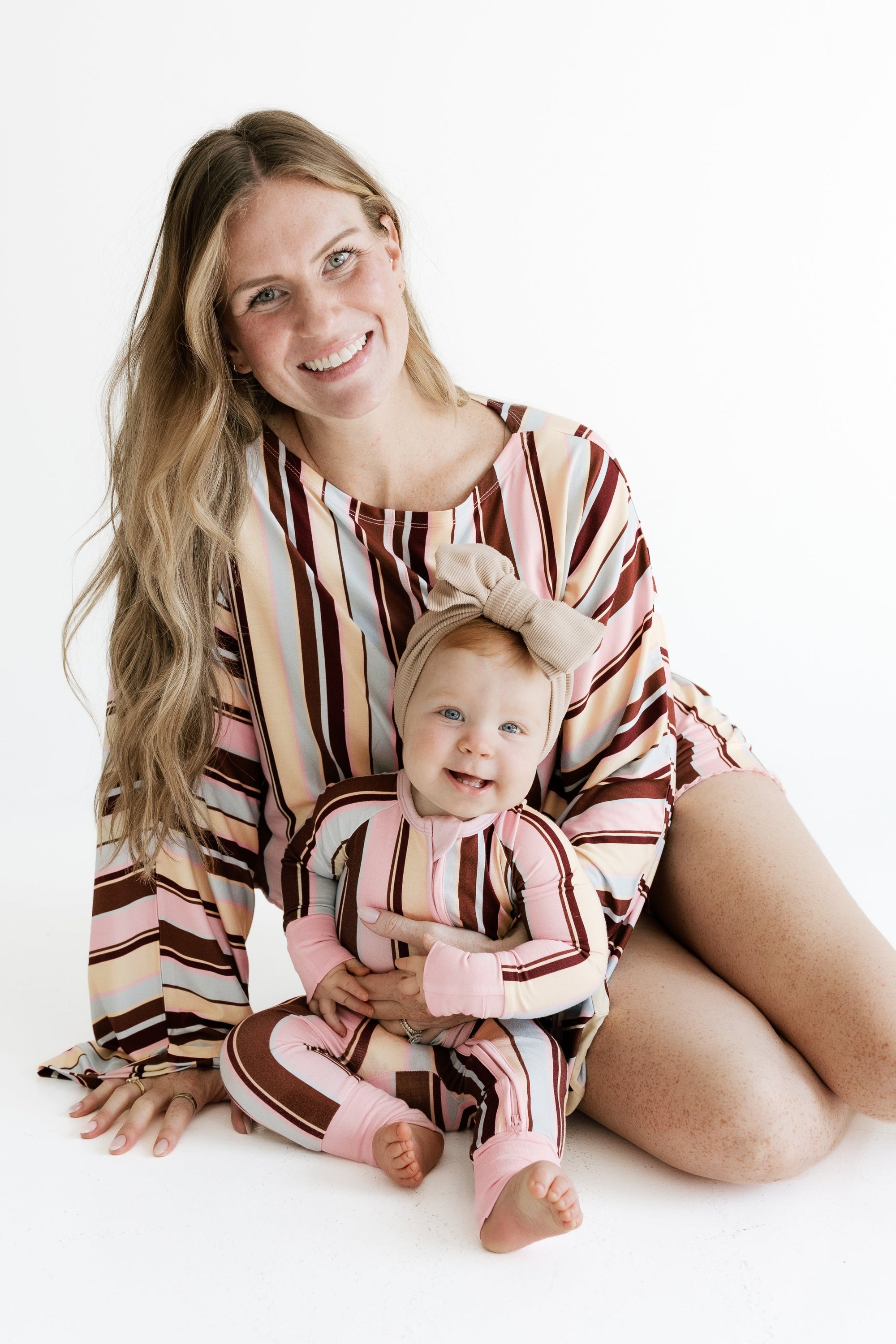 Capri Stripe Zipper Romper zipper detail