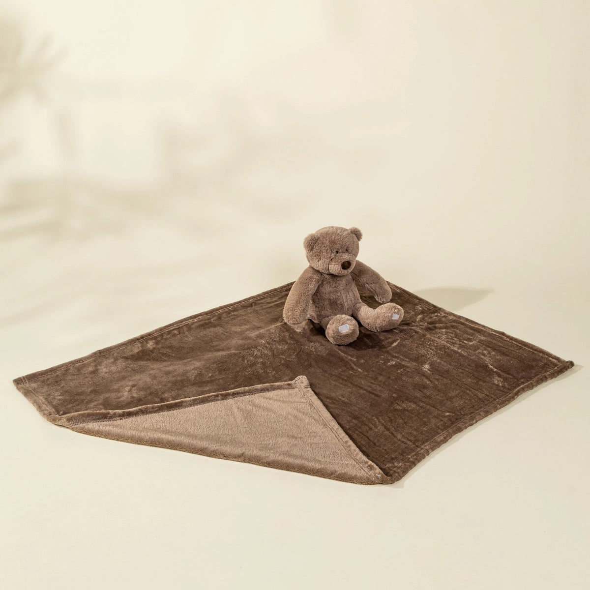 Bear Plush Toy Snuggling Blanket detail