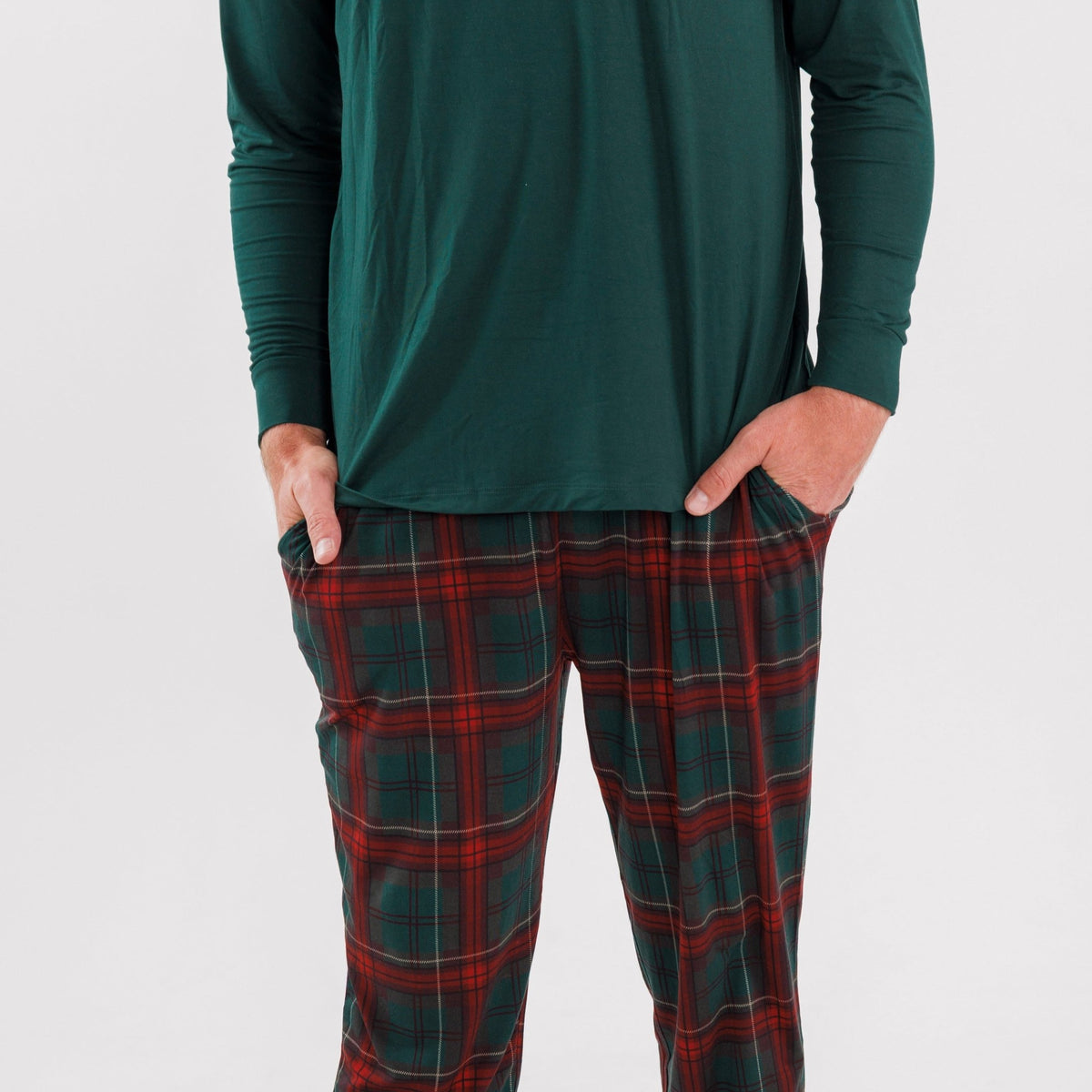 Holiday Heritage Plaid Men's Jogger - pockets